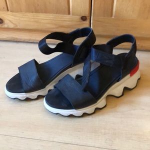 Sorel Kinetic Sandal size 6.5